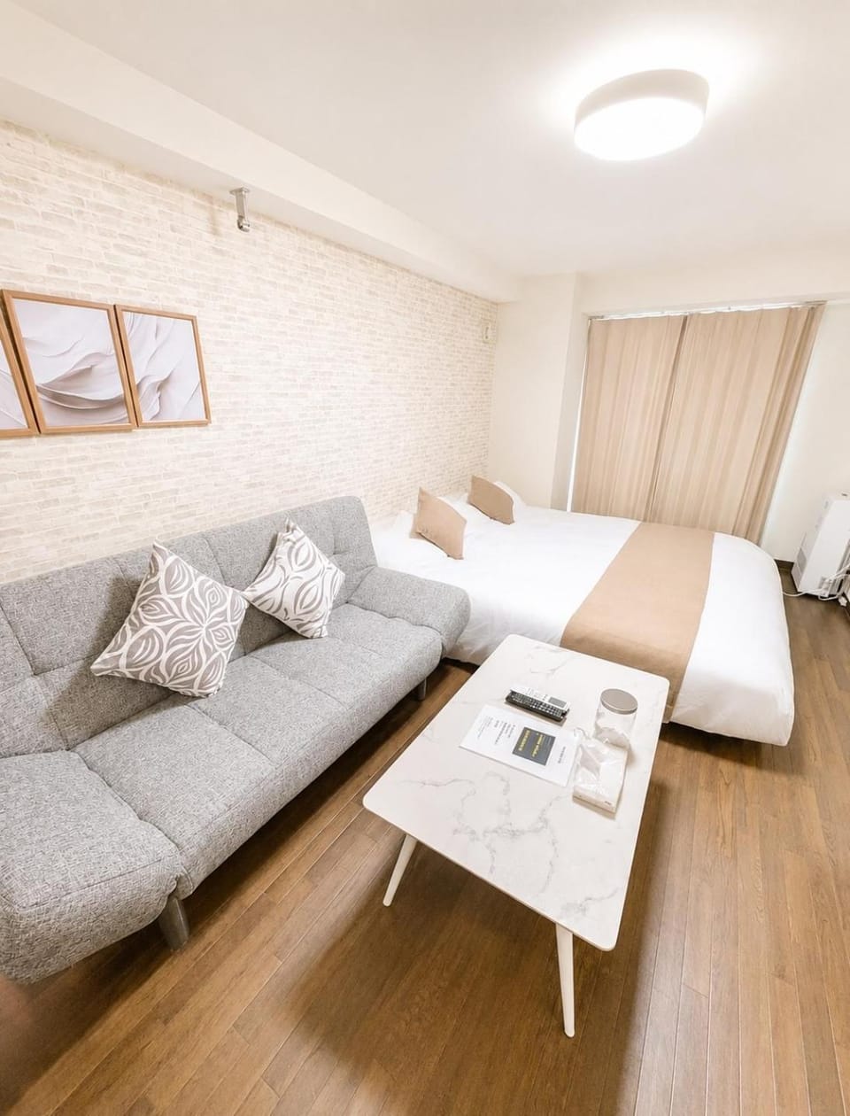 Bed, Living room, Bedroom