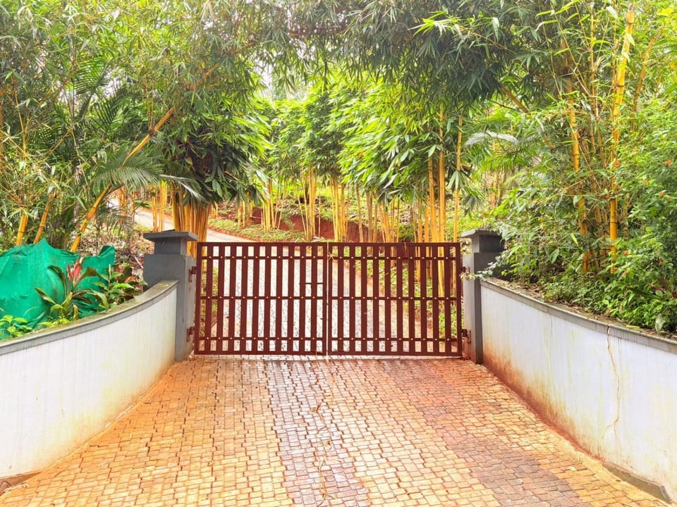 ARAMAM SERVICE VIlla Villa in Kerala