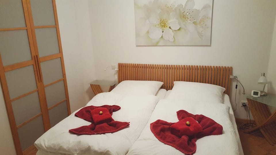 MeerWohnung-mod-Fewo-direkt-am-Strand-mit-Pool Apartment in Sellin
