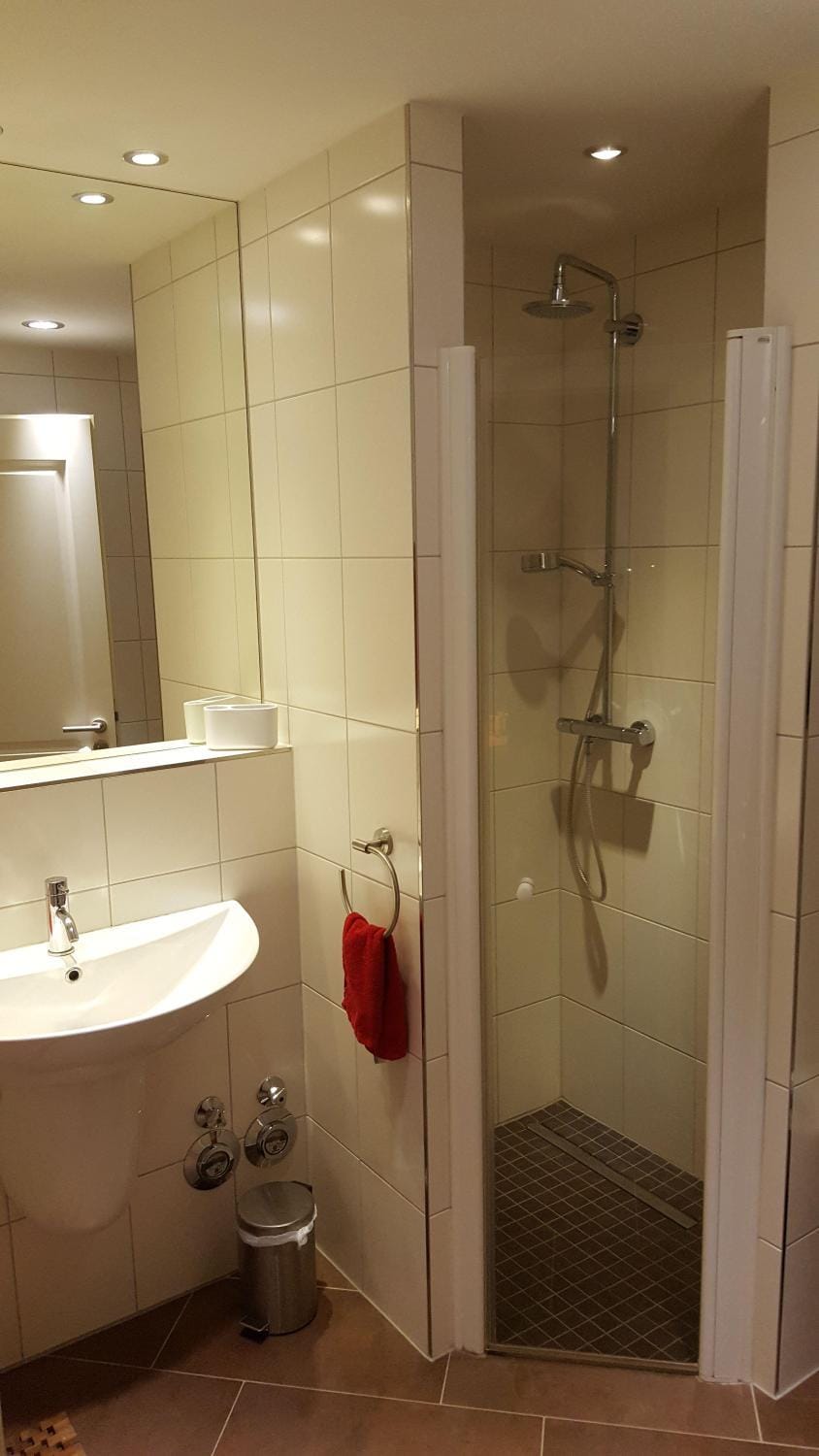 MeerWohnung-mod-Fewo-direkt-am-Strand-mit-Pool Apartment in Sellin