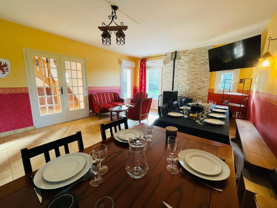 La Taverne des Légendes - gîte de groupe en Centre Bretagne House in Brittany