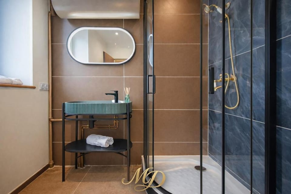 MYD - The Jules Verne Apartment in Grenoble