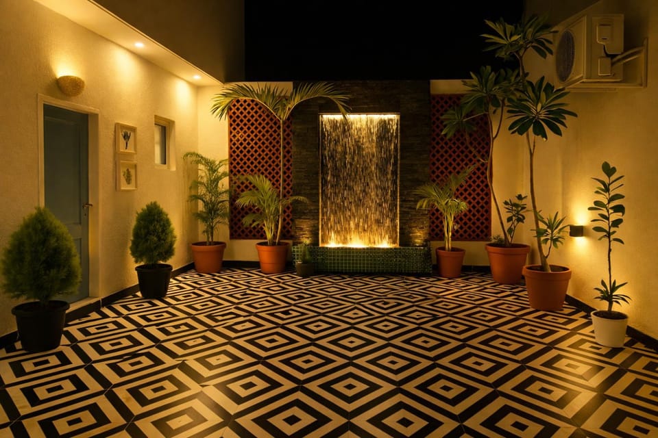 Inner courtyard view