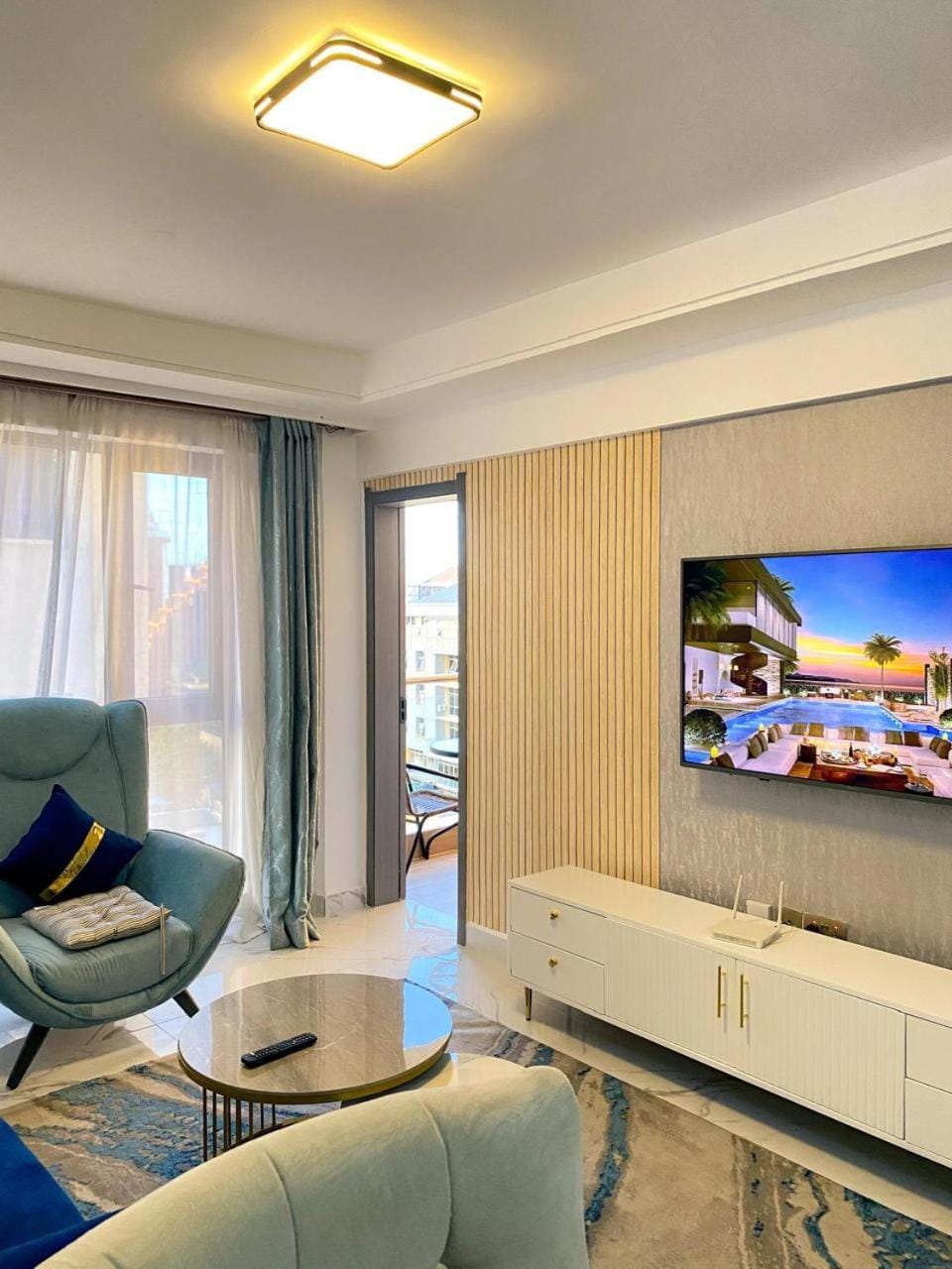 spacious living apartment with fully equipped gym swimming pool private parking space, children play area and amazing scenic views Apartment in Nairobi