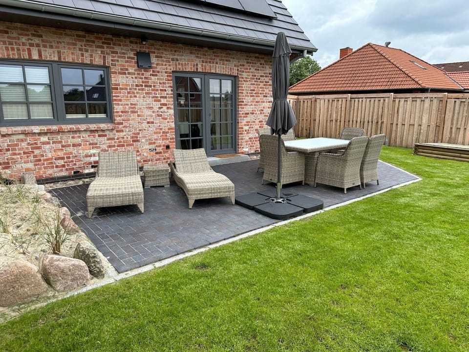 Children play ground, Garden, Balcony/Terrace, Seating area