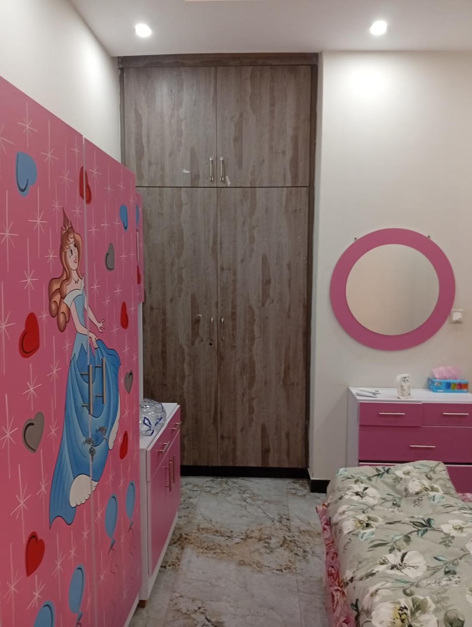 Gen Z Heavens Guest House Bed and Breakfast in Karachi