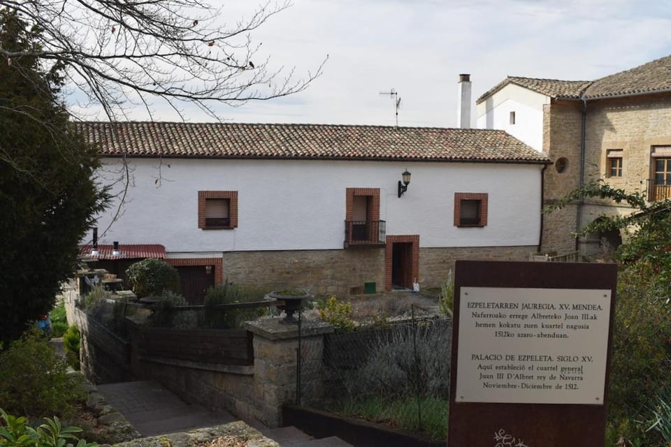 Ezpeleta Palace House in Navarre