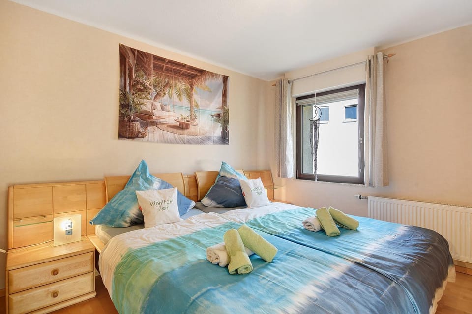 Living room, Bedroom