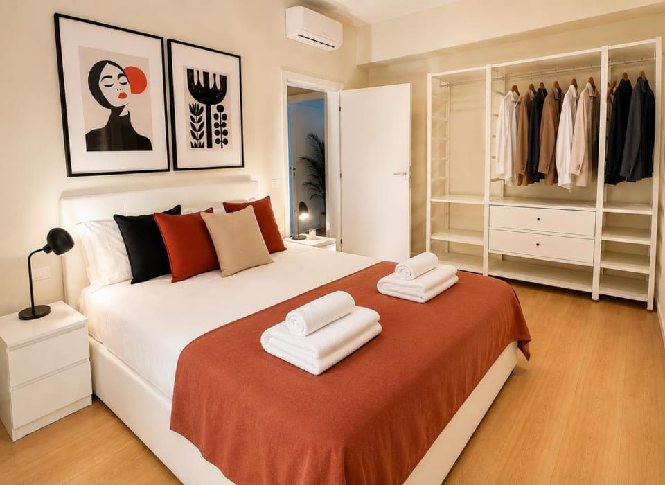 Bed, Photo of the whole room, Bedroom, heating, internet, wardrobe, air conditioner