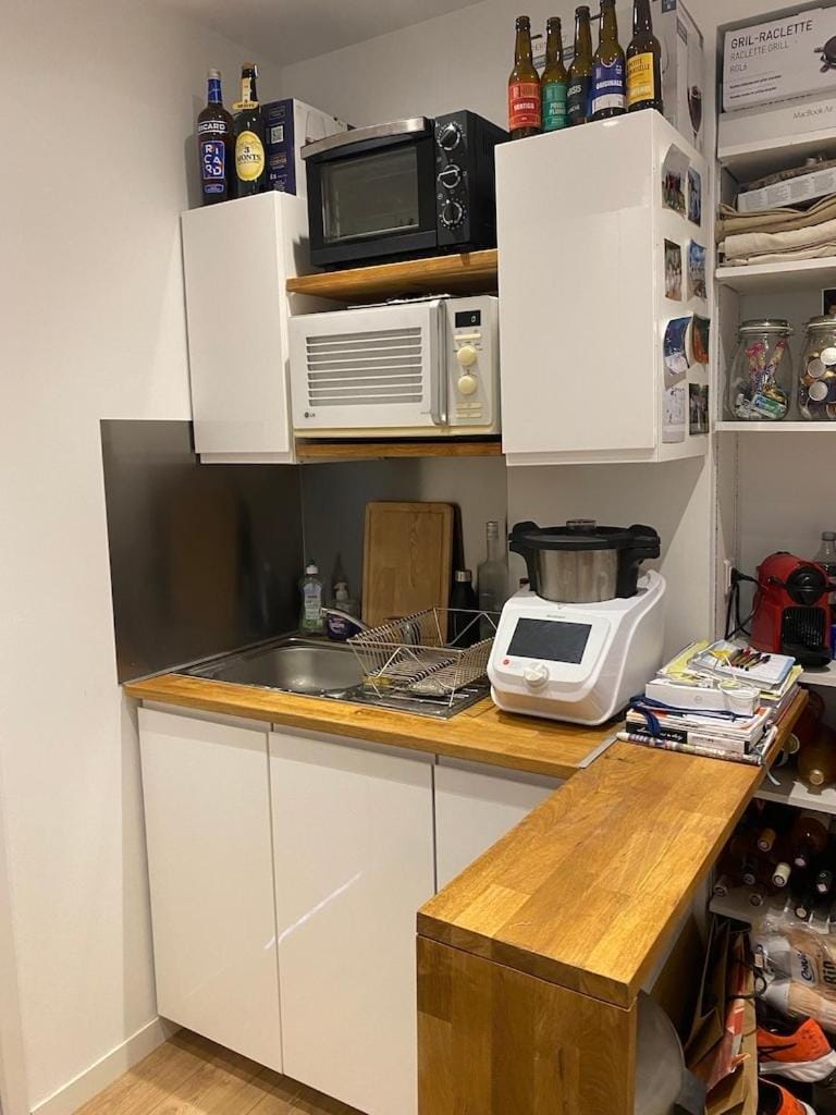 Bright 2-room fully equipped - Porte de Clichy Apartment in Clichy