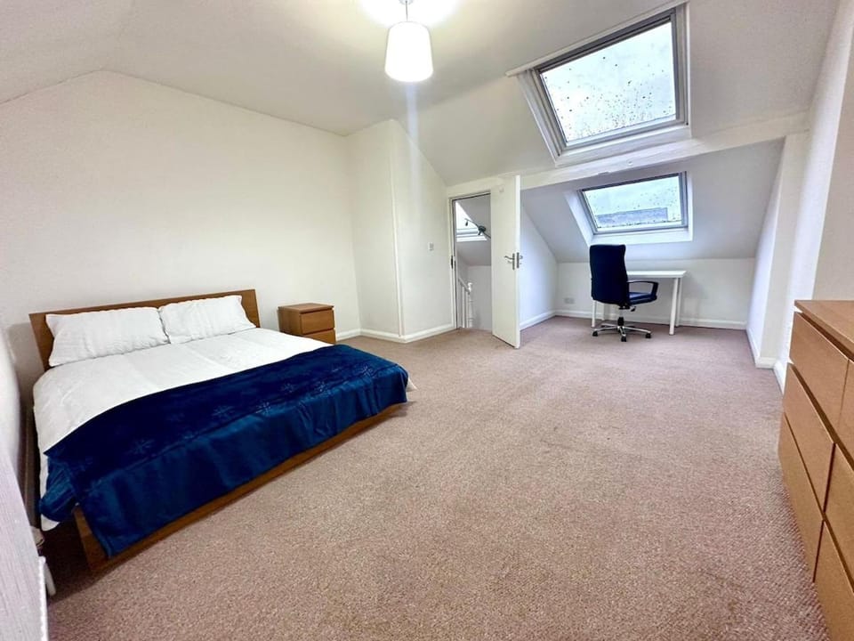 Ideal space, perfect location to explore the city Apartment in Nottingham