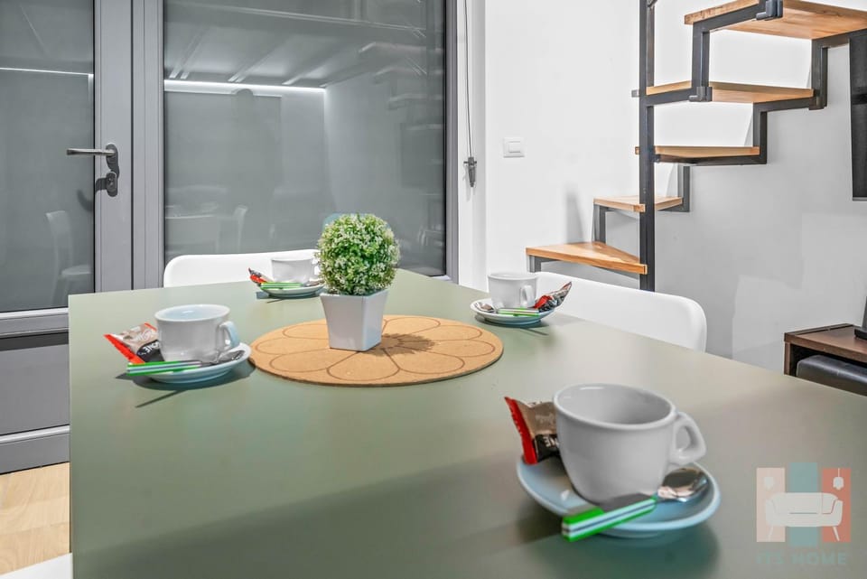 Soggiorno Confortevole a una fermata dai Navigli Apartment in Milan