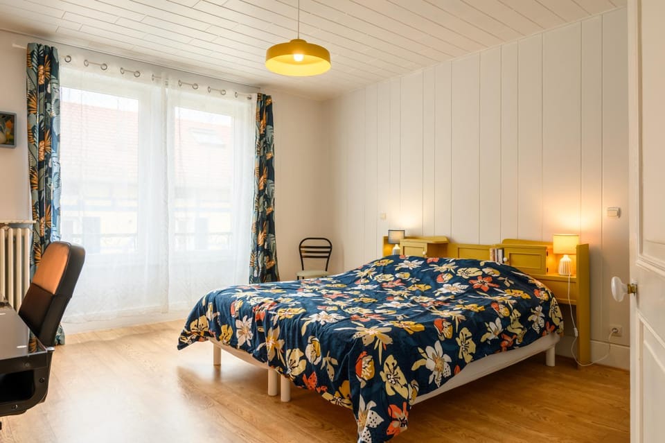 Living room, Bedroom