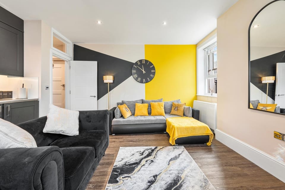 Lovely 1 Bed Flat By Stay Aura Self Catering Holiday Rentals Central Brighton Apartment in Brighton