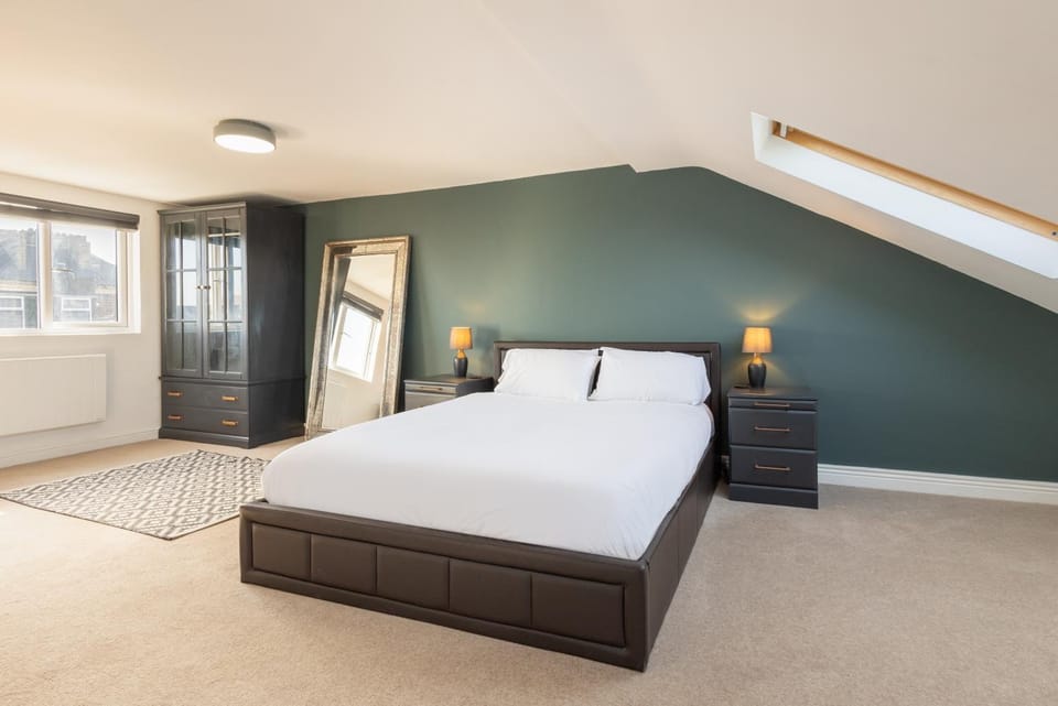 Bed, Bedroom, wardrobe