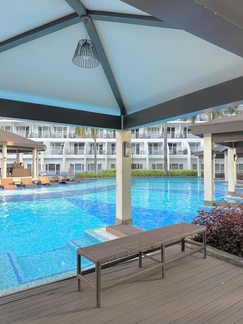 Restaurant/places to eat, Children play ground, Children play ground, Fitness centre/facilities, Swimming pool