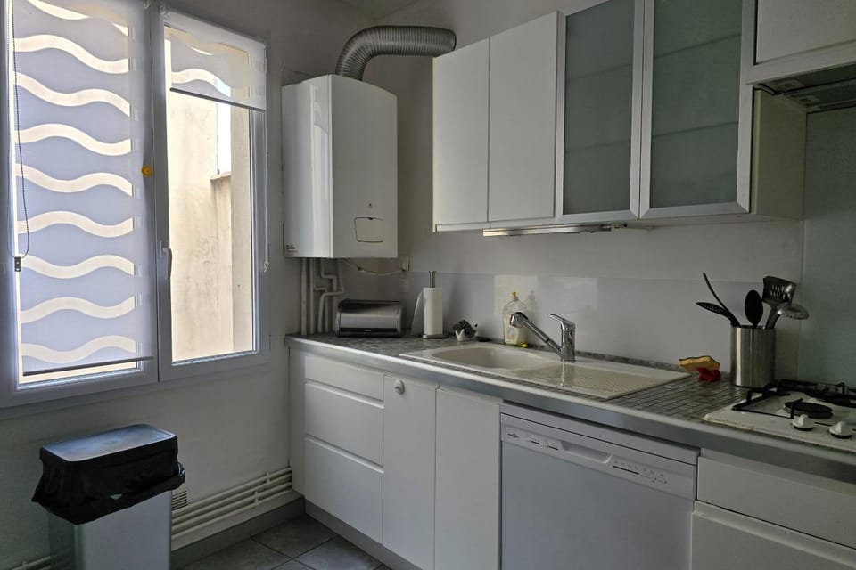 160m Bright Flat in Central Nîmes Apartment in Nimes