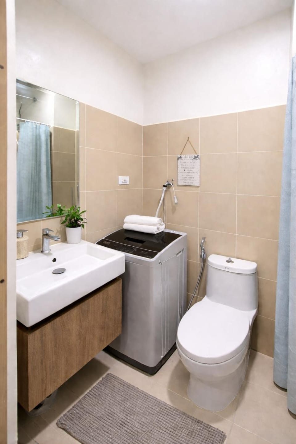 Cozy Unit at Shore 3 Residences Tower 4 near MOA Apartment in Pasay