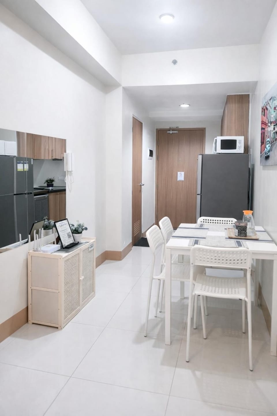 Cozy Unit at Shore 3 Residences Tower 4 near MOA Apartment in Pasay