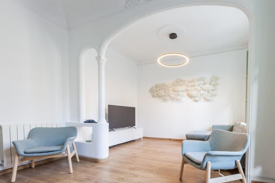 Communal lounge/ TV room, Living room, Seating area