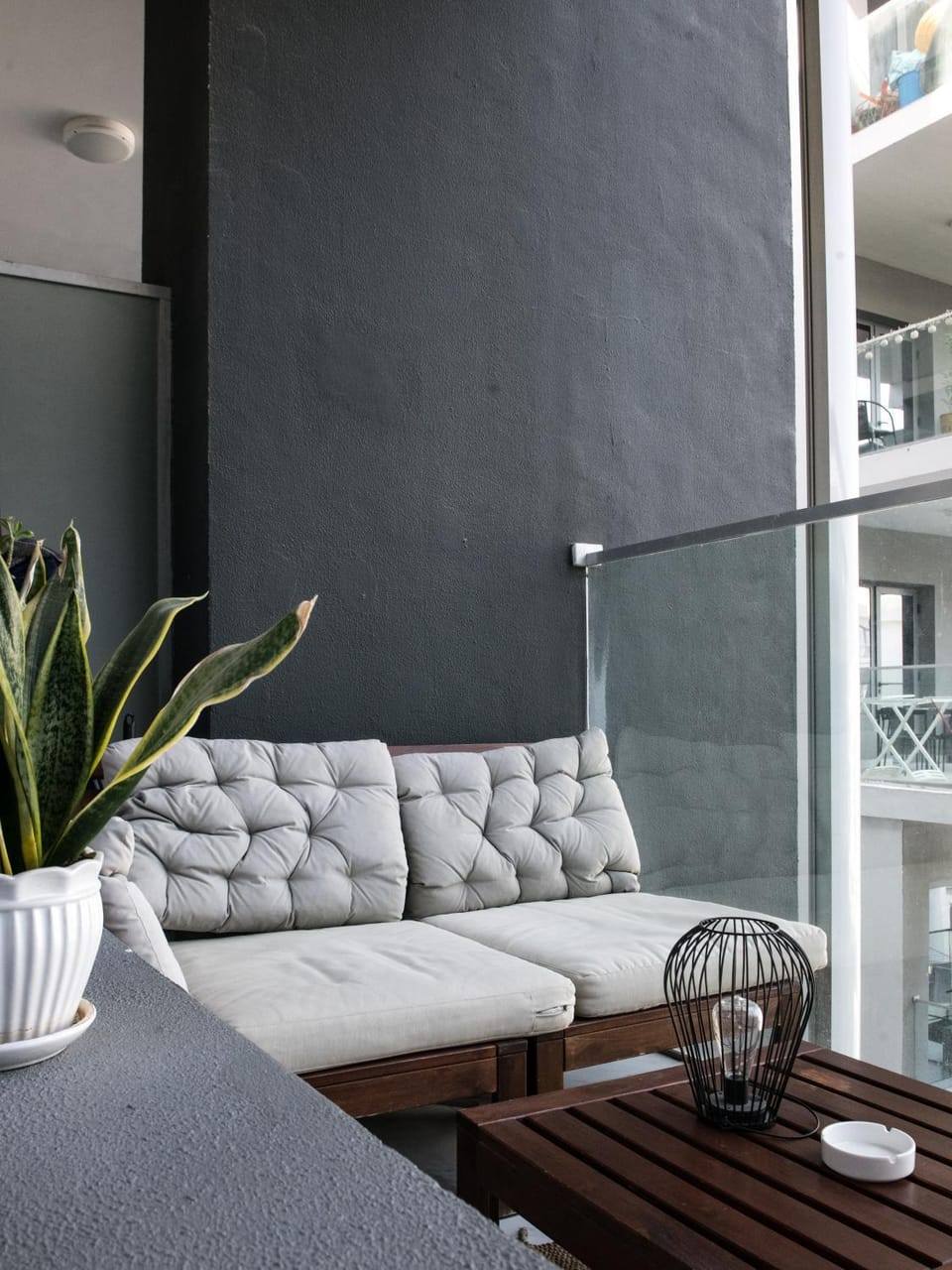 Industrial Chic Apartment Near AUH airport and Yas Island 2 Apartment in Abu Dhabi
