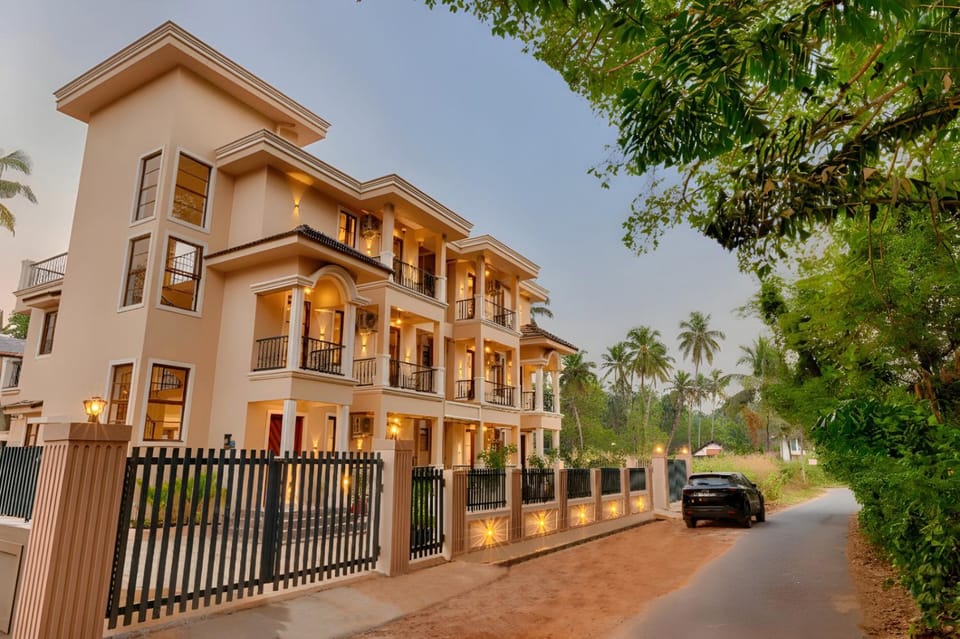 Property building, Quiet street view