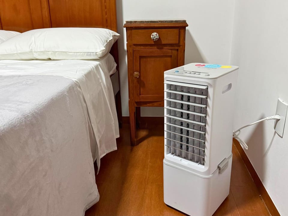 Quarto 03 - Casal Confortável - TV Smart e Frigobar Bed and Breakfast in State of Goiás