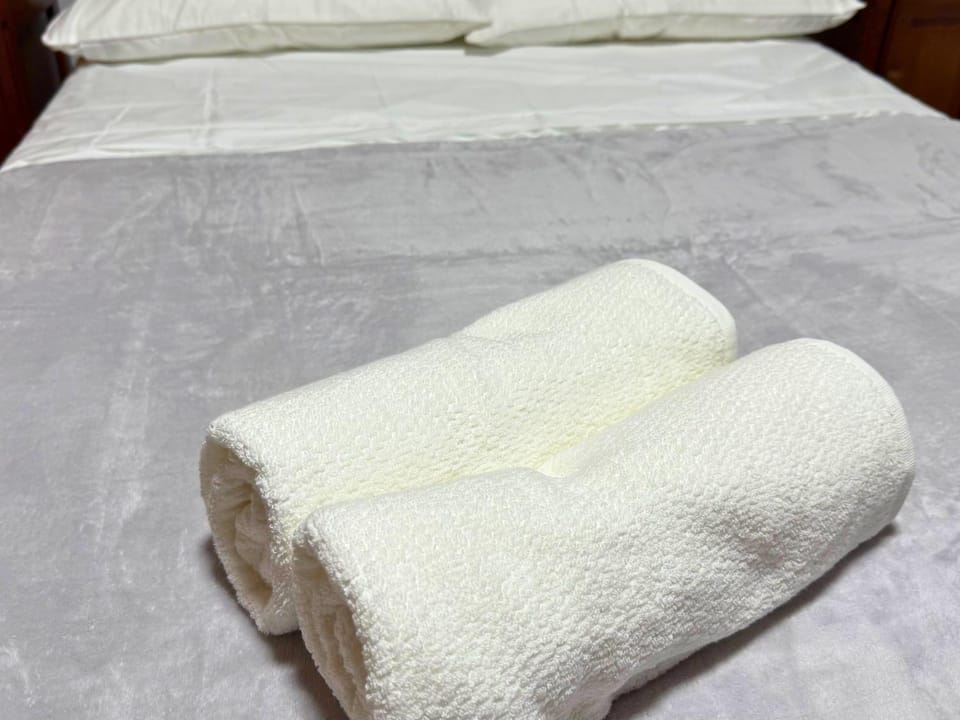 Quarto 03 - Casal Confortável - TV Smart e Frigobar Bed and Breakfast in State of Goiás