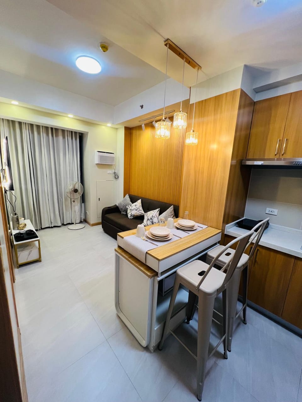 Congressional Town Center Tower 2 Bed and Breakfast in Quezon City