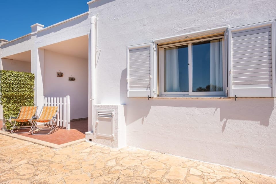 Property building, sunbed