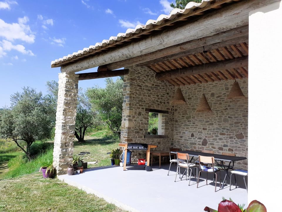 Maison de campagne dans le Gard à proximité d'Uzés Villa in Provence