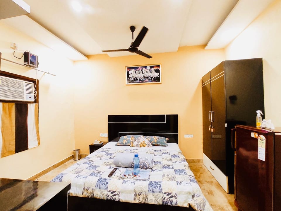 HOTEL CROWN ESTATE - Feel Comfort Hotel in Punjab, India