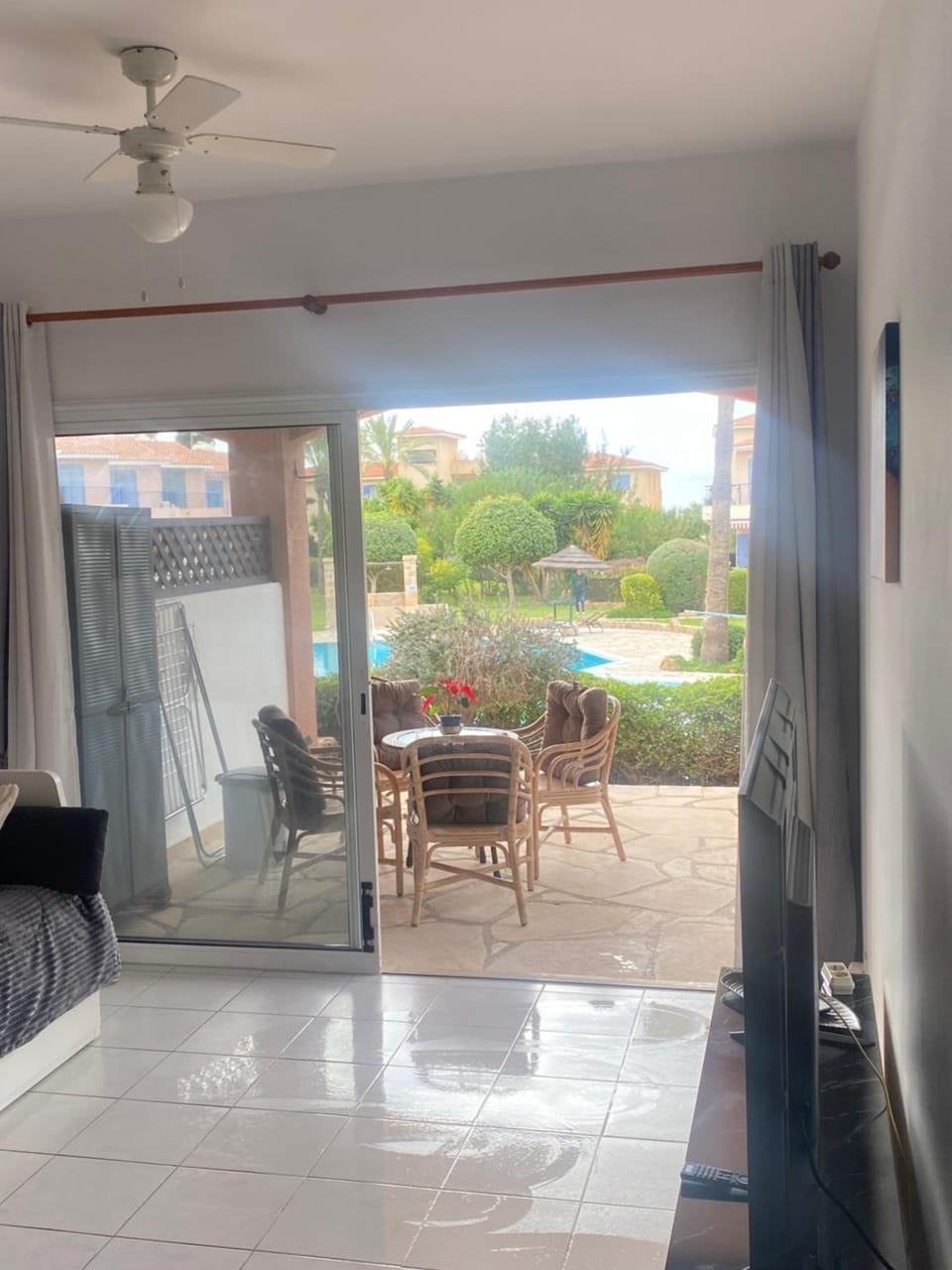 BestBeach Regina Gardens Quiet Terrasa Apartment in Paphos