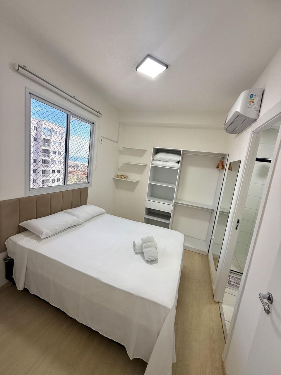 Bed, Bedroom, towels, air conditioner