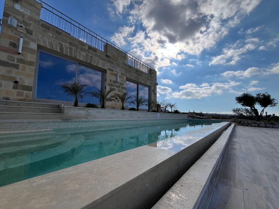Property building, Spring, Summer, Garden, Spa and wellness centre/facilities, Other, On site, Swimming pool