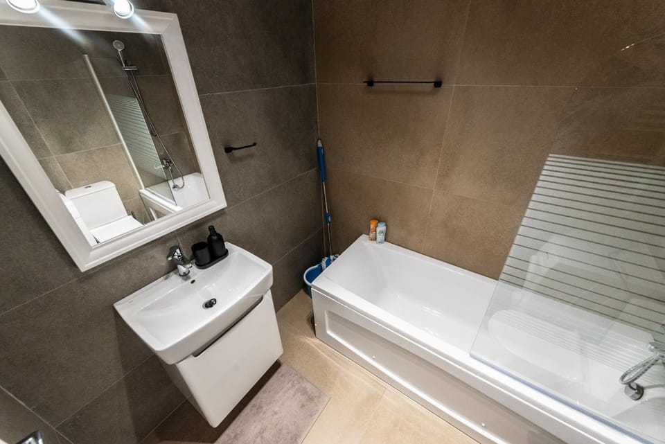 Shower, Bathroom, Bath