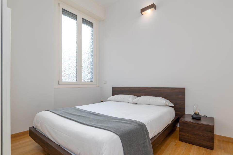 Bed, Photo of the whole room, Bedroom, internet, air conditioner