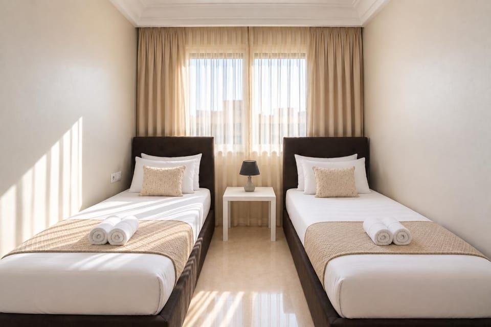 Bed, Night, Photo of the whole room, Bedroom