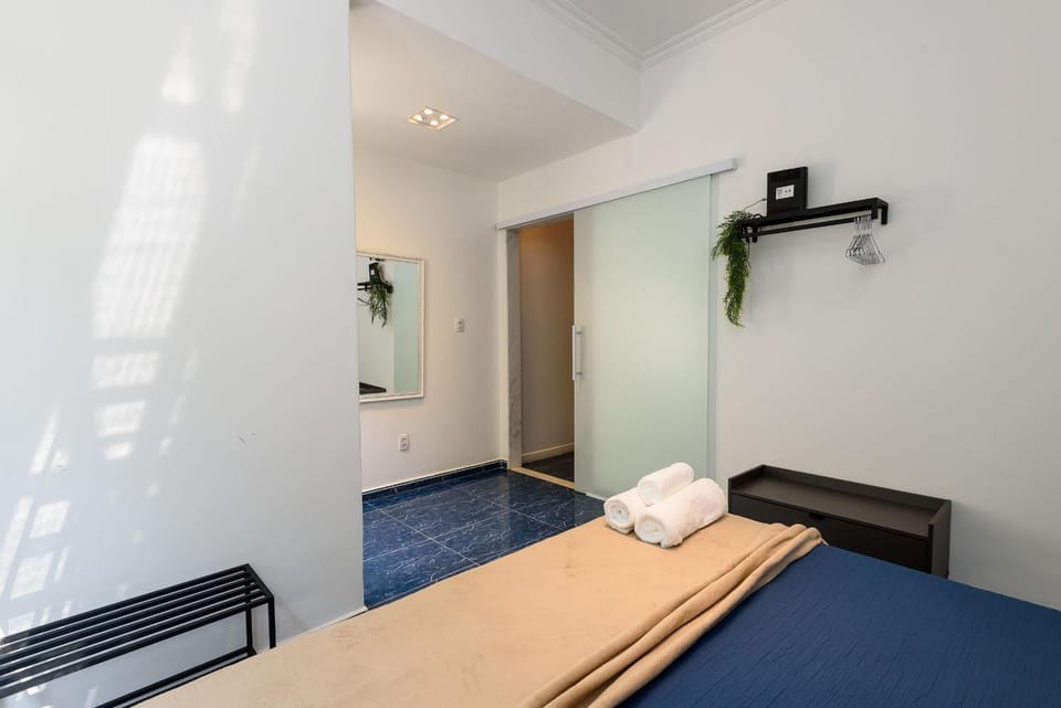 1BDR with Balcony 180m from the Beach | FS 35/303 Apartment in Rio de Janeiro