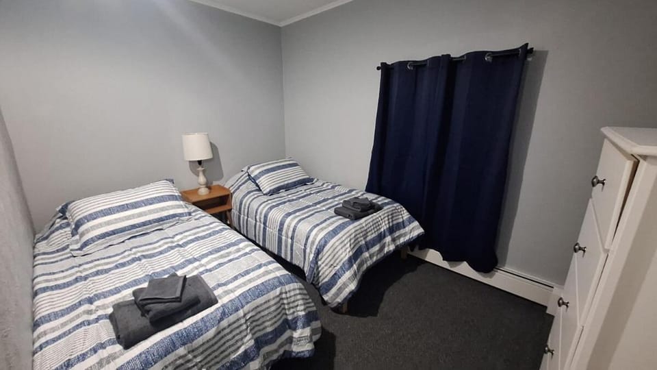 Central and Convenient Ground Floor Apartment Apartment in Oswego