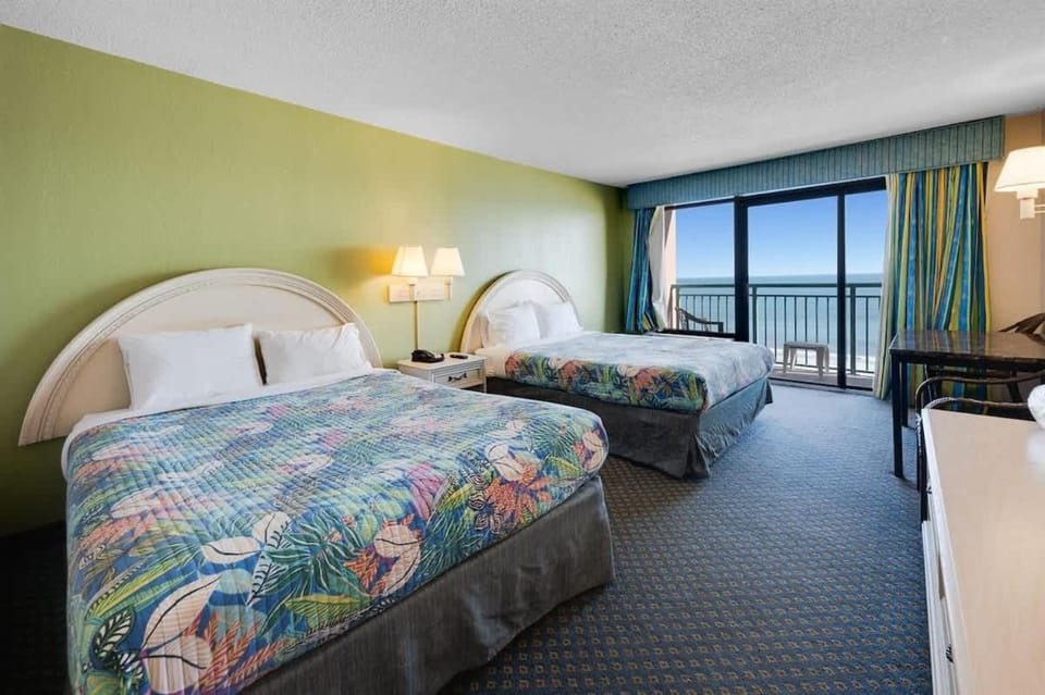 New Direct Oceanfront 8th Floor Sandcastle South House in Myrtle Beach