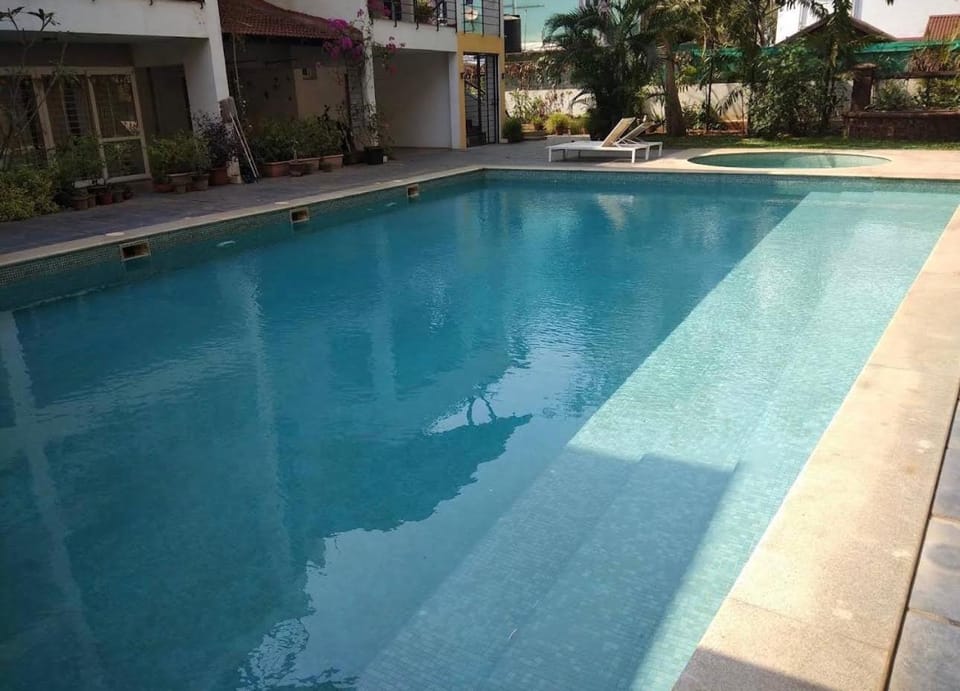 Pool view, Swimming pool