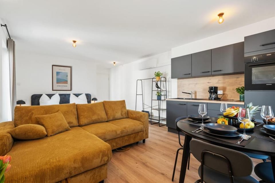 Kitchen or kitchenette, Photo of the whole room