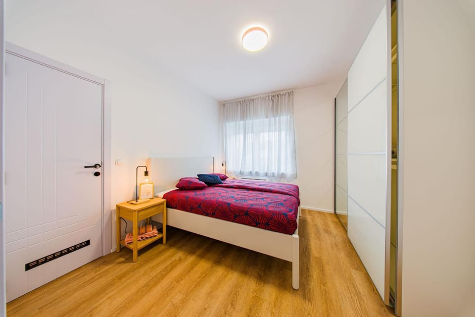 Bed, Bedroom, wardrobe