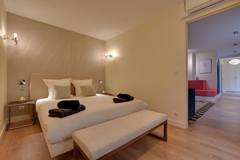 Marais Archives -Architect Flat 2BR 2SDB with AC Apartment in Paris