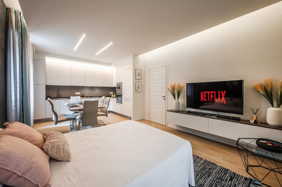 TV and multimedia, Living room