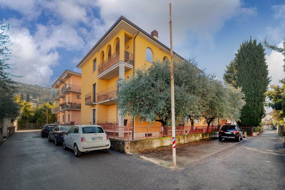 Casa Laura, Torri del Benaco Apartment in Torri del Benaco