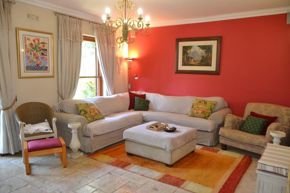 Cape Dutch Family Home in the Winelands House in Cape Town