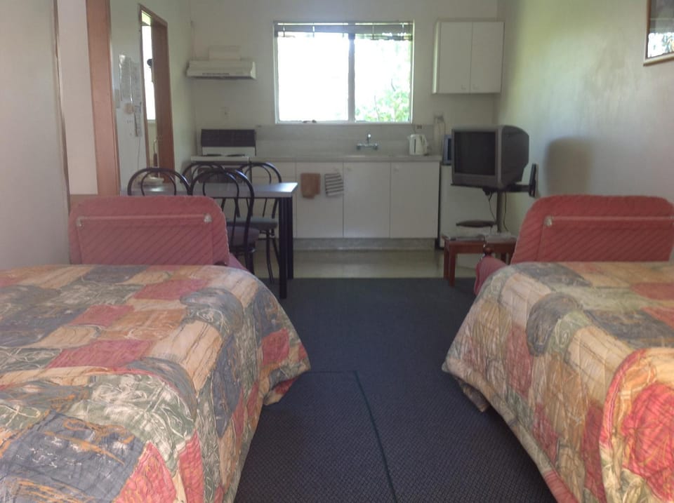 Bed, TV and multimedia