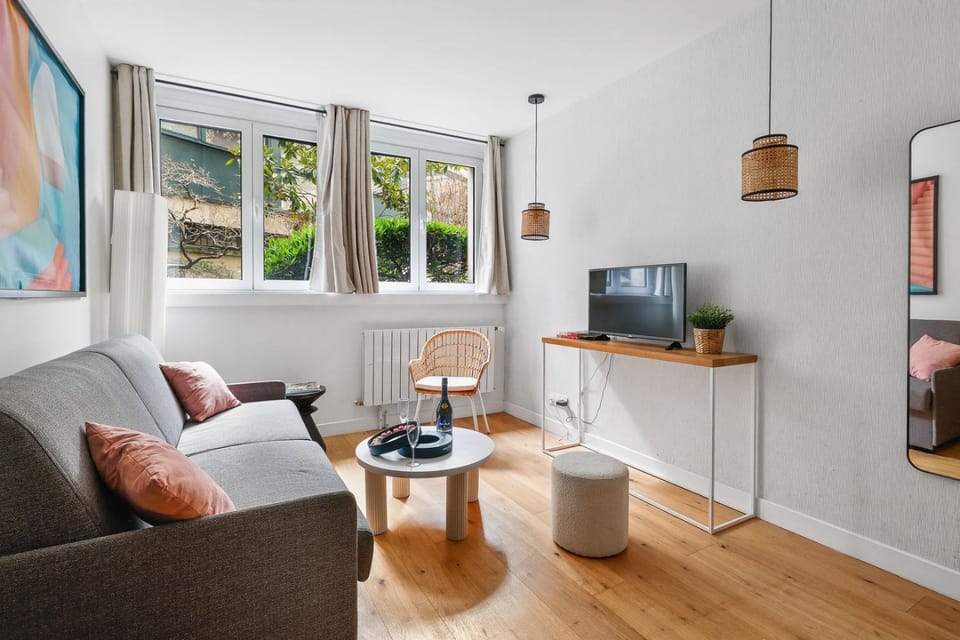 TheBlueStay 255 - Superb Apt 4c - Arc de Triomphe Apartment in Paris